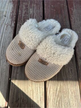 UGG Cozy Knit Sheepskin Slippers in Beige, Size 8